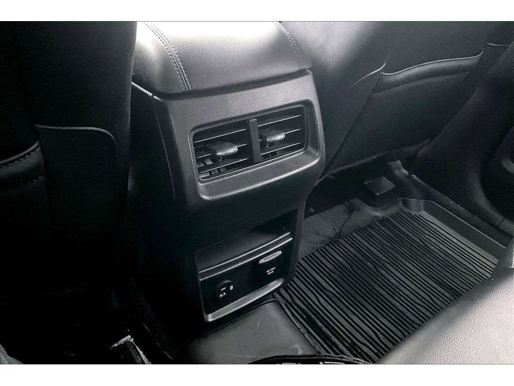 Used 2022 Ford Edge SEL w/ Convenience Package image 35