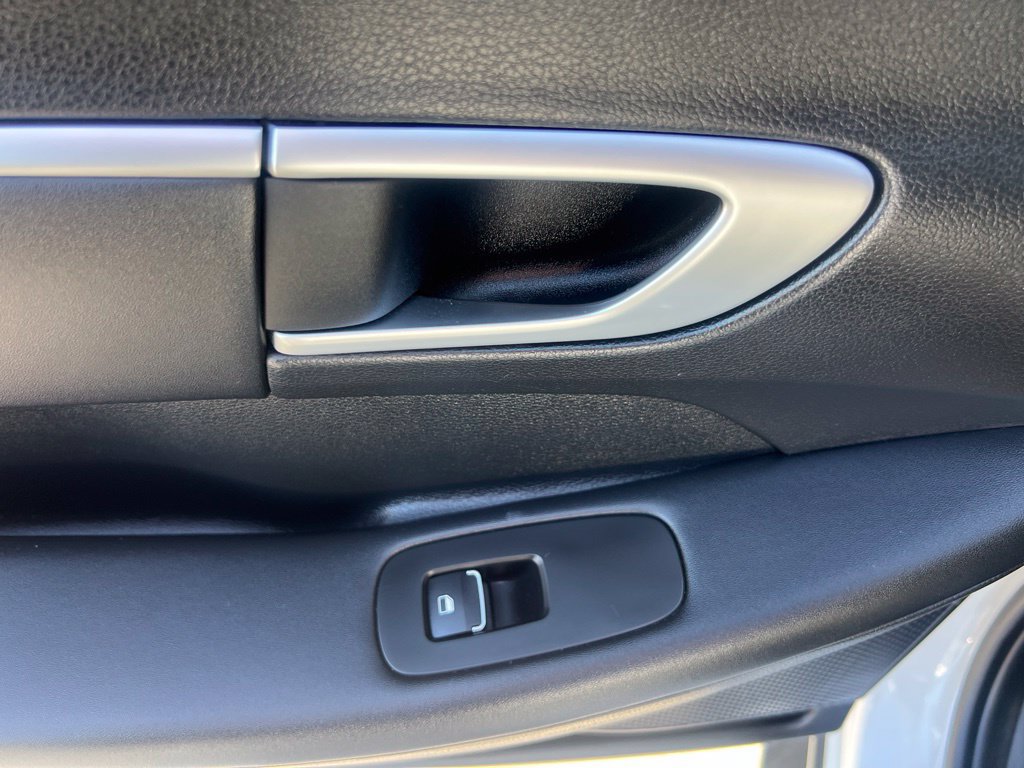 Used 2025 Hyundai Sonata SEL FWD image 30