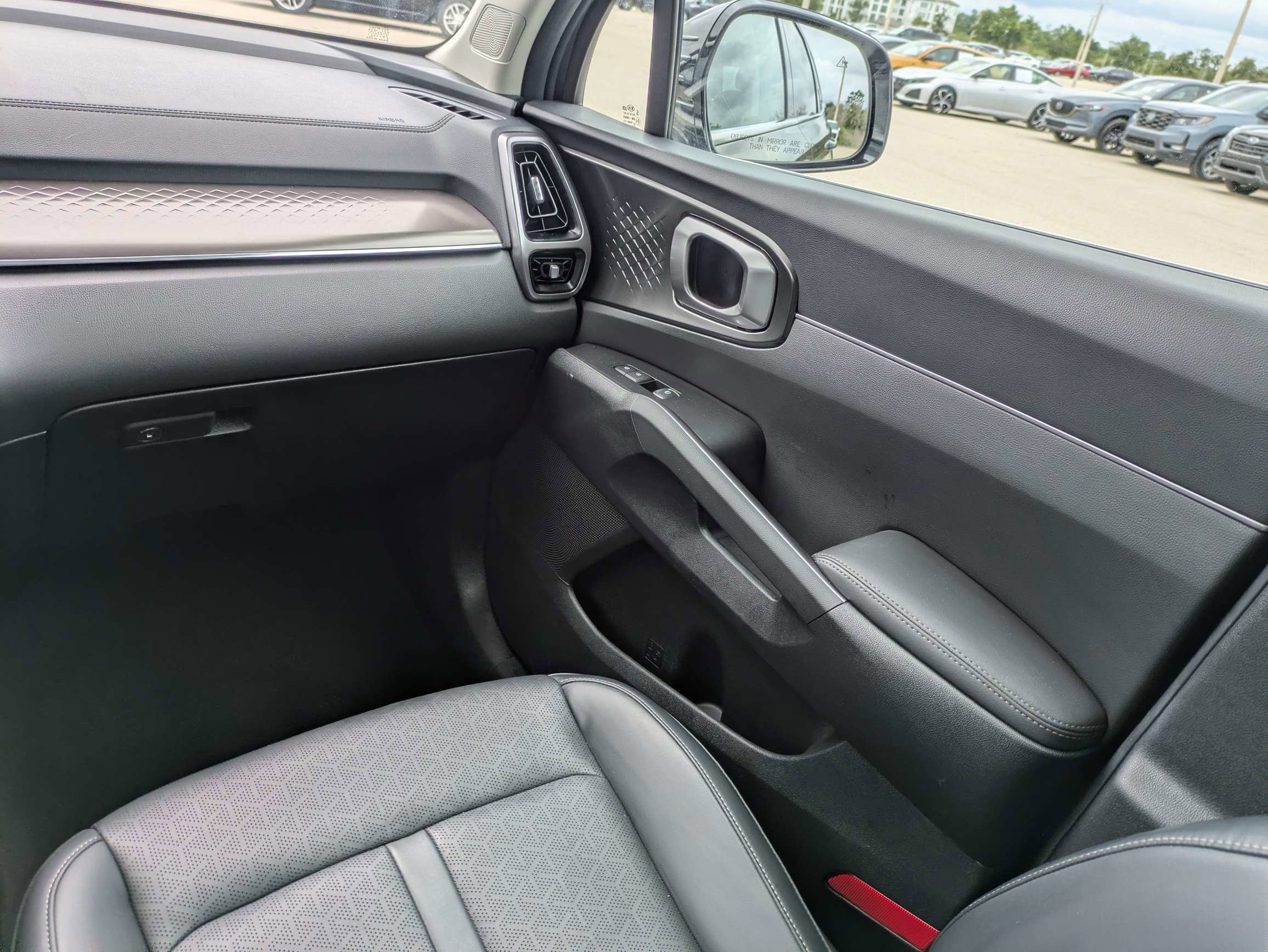 Certified 2022 Kia Sorento EX FWD image 22