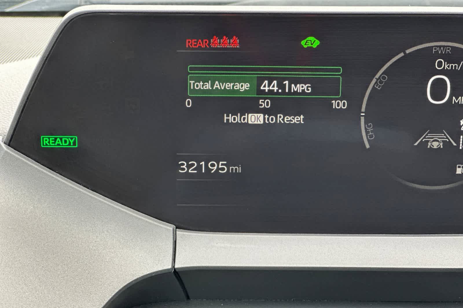 Used 2024 Toyota Prius XLE AWD/4WD image 25