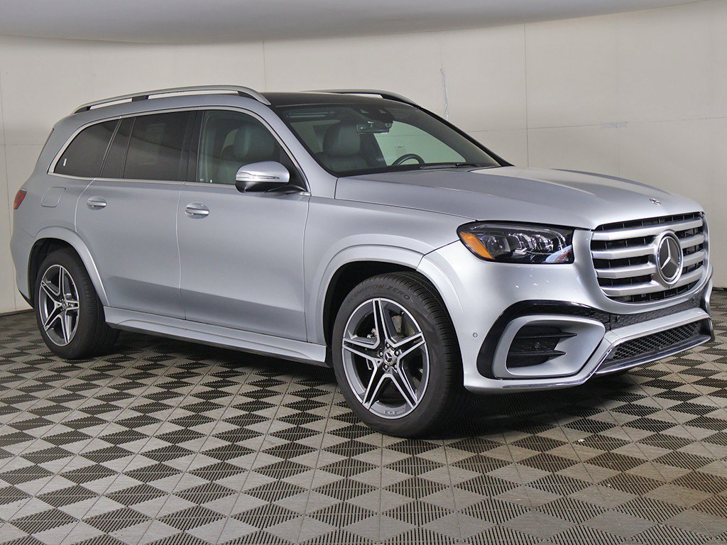 Used 2025 Mercedes-Benz GLS 450 4MATIC w/ AMG Line Exterior image 58
