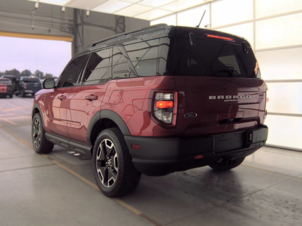 Used 2021 Ford Bronco Sport Outer Banks AWD/4WD image 7