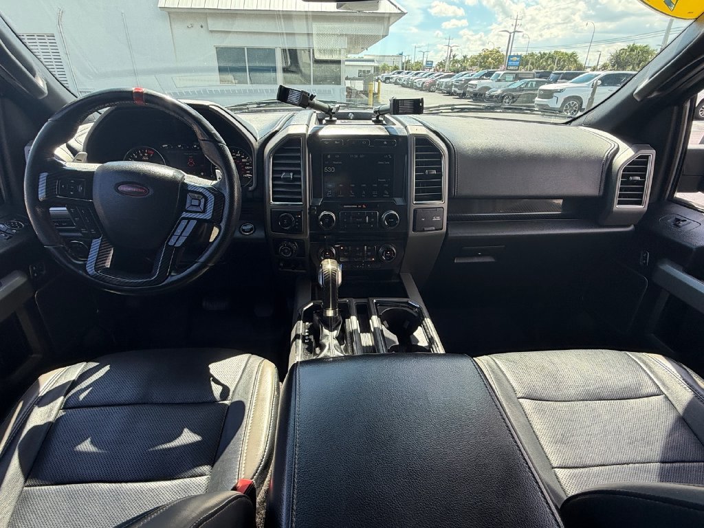 Used 2018 Ford F150 Raptor w/ Equipment Group 802A Luxury AWD/4WD image 13