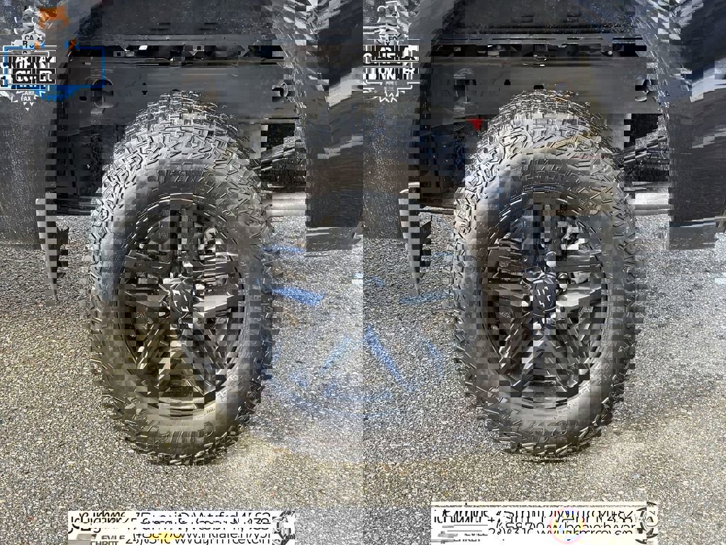 Certified 2024 Chevrolet Silverado 1500 Custom Trail Boss image 32