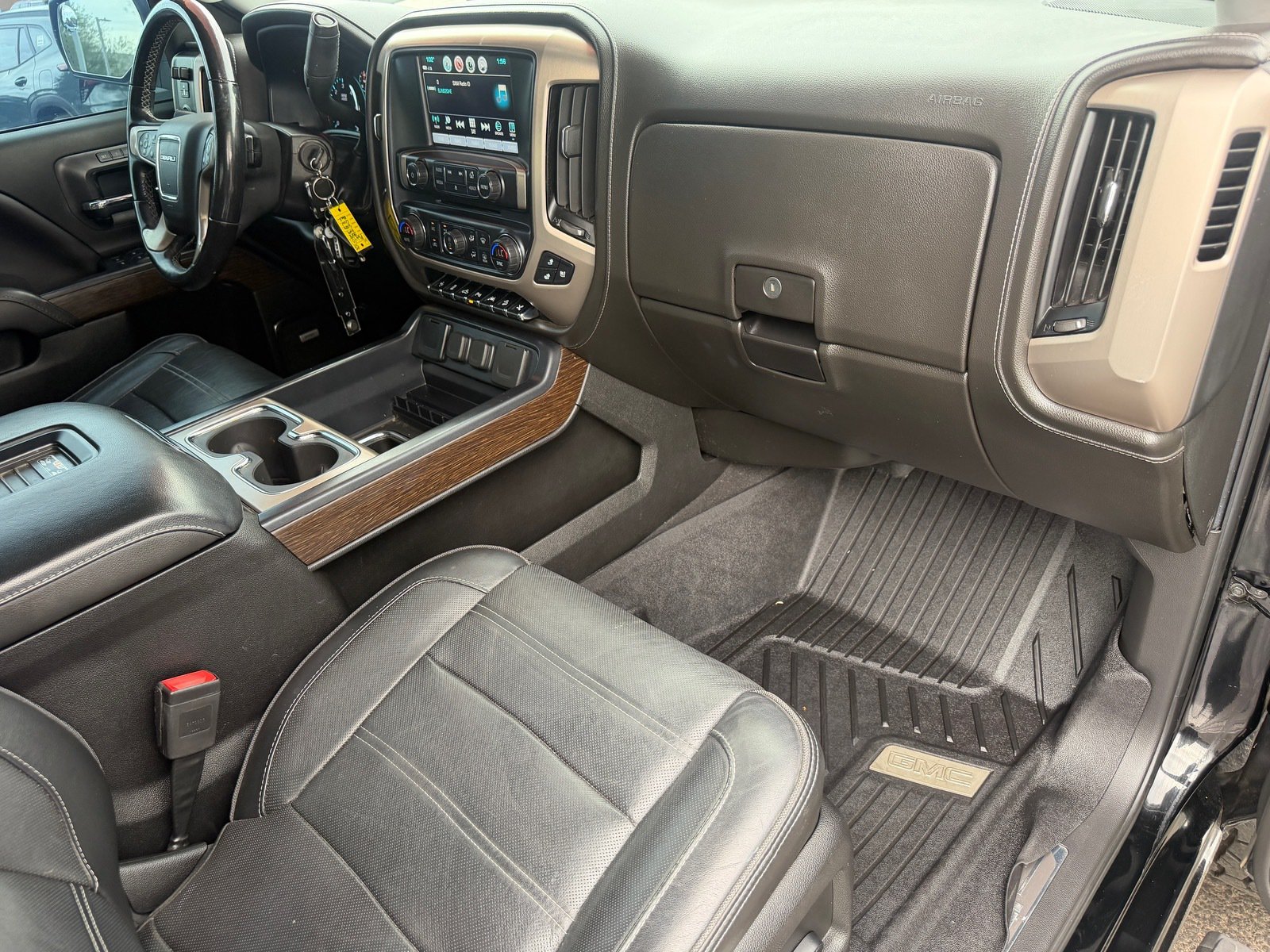 Used 2018 GMC Sierra 1500 Denali w/ Denali Ultimate Package AWD/4WD image 11