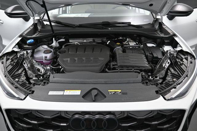 New 2026 Audi Q3 quattro 2.0T AWD/4WD image 15