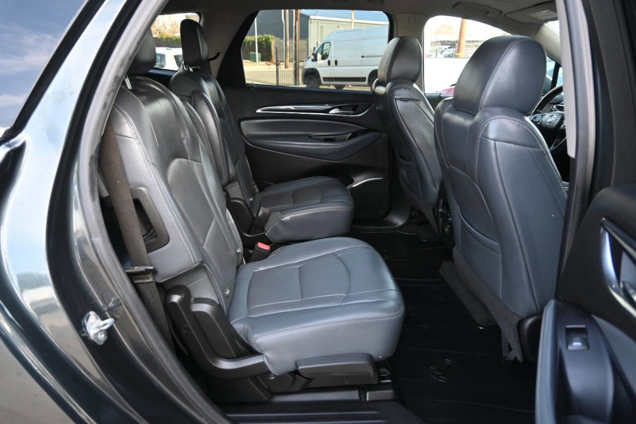 Used 2018 Buick Enclave Essence FWD image 14