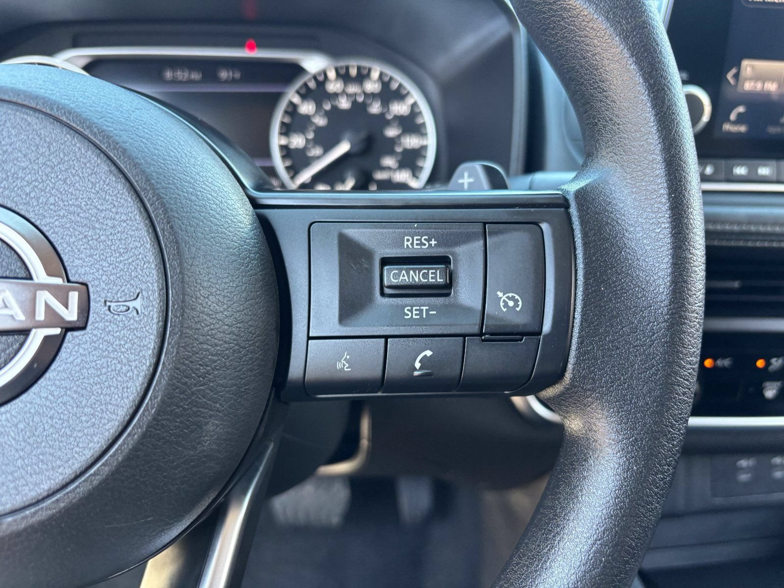 Certified 2024 Nissan Rogue S FWD image 30