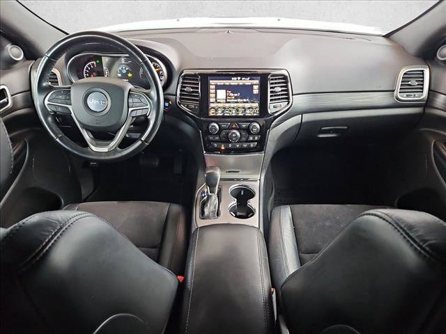 Used 2020 Jeep Grand Cherokee Altitude AWD/4WD image 18