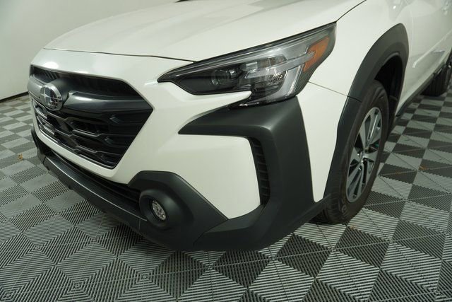 Certified 2025 Subaru Outback Premium w/ Popular Package #1A image 11