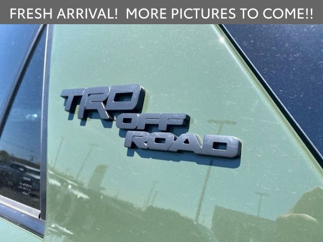 Used 2022 Toyota 4Runner TRD Off-Road Premium w/ Moonroof Package AWD/4WD image 9