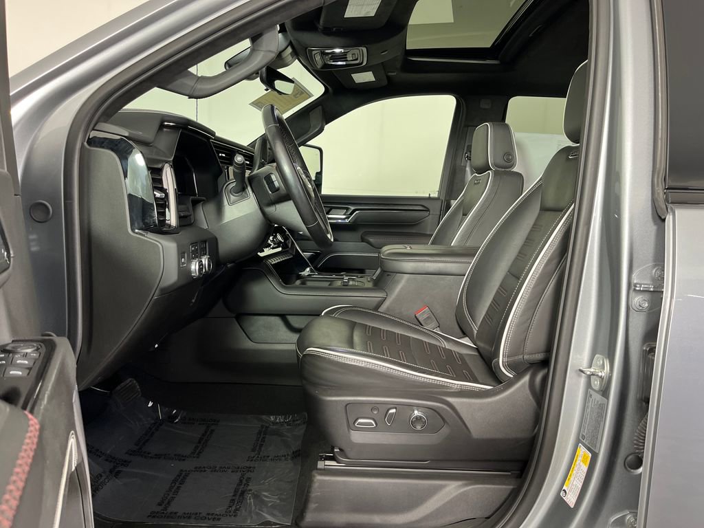 Used 2024 GMC Sierra 2500 AT4X AWD/4WD image 11