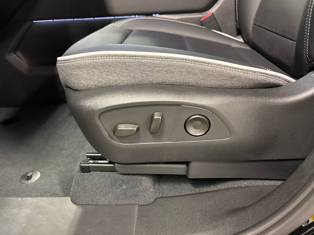 New 2026 GMC Sierra EV Elevation image 25