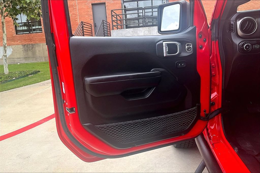 Used 2019 Jeep Wrangler Unlimited Sport S AWD/4WD image 25