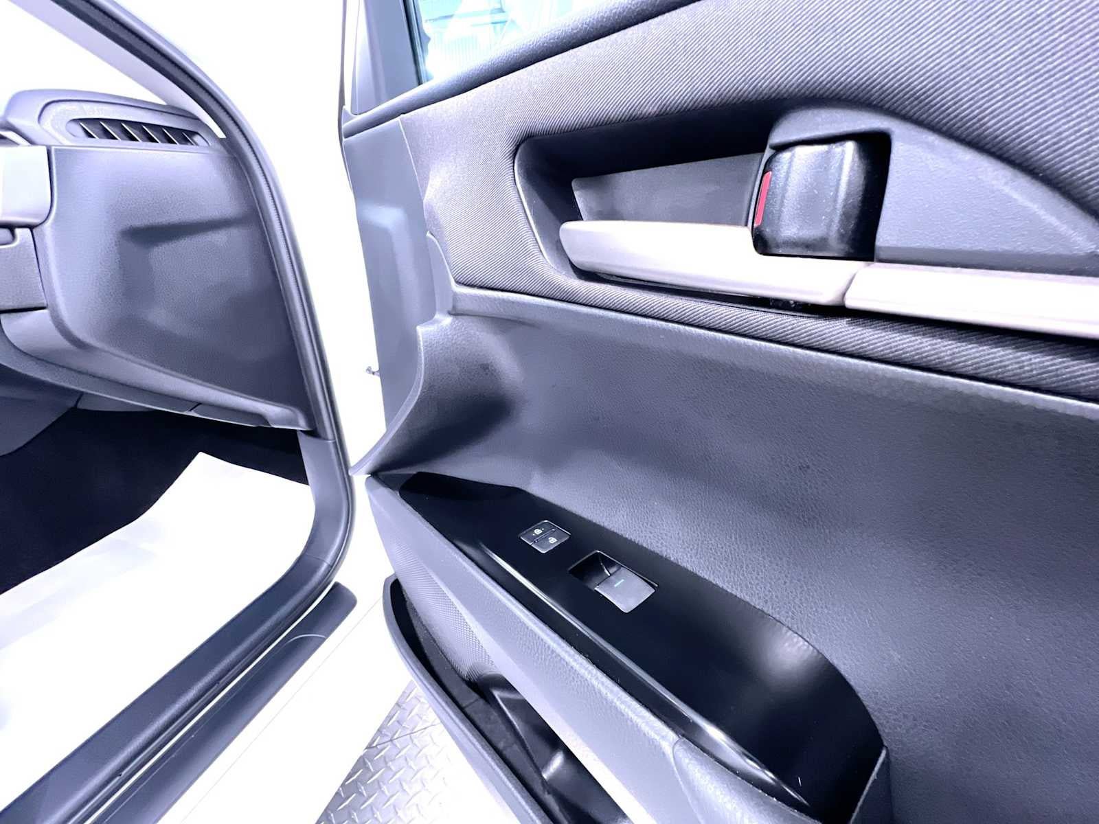 Used 2025 Toyota Camry LE FWD image 35