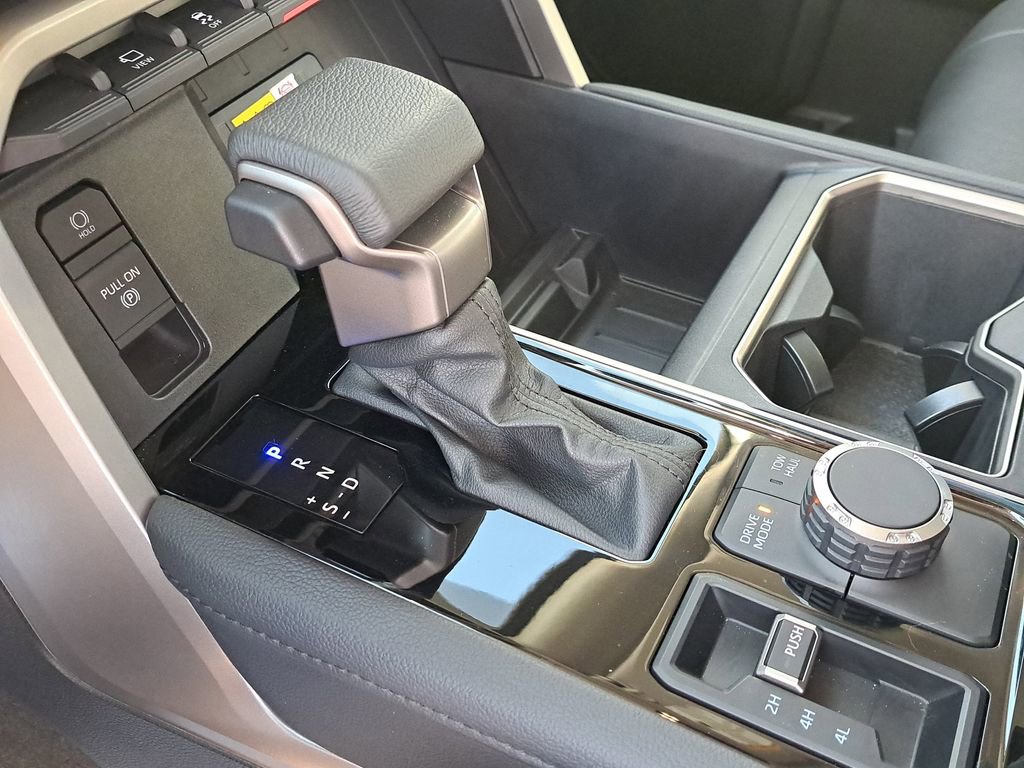 Used 2024 Toyota Tundra Limited image 26