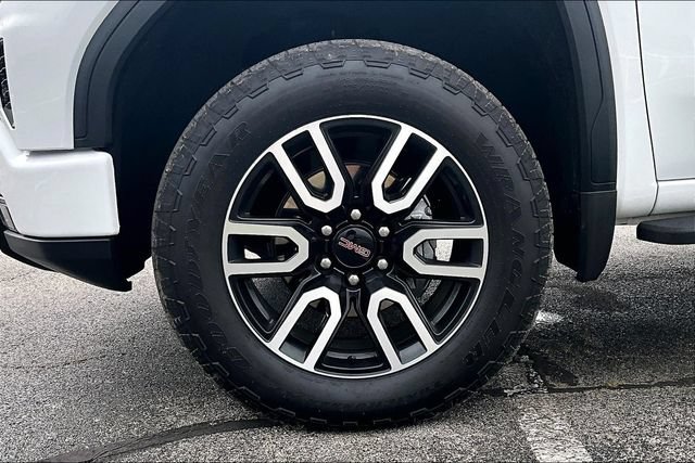 Used 2025 GMC Sierra 1500 AT4 w/ AT4 Premium Package AWD/4WD image 35