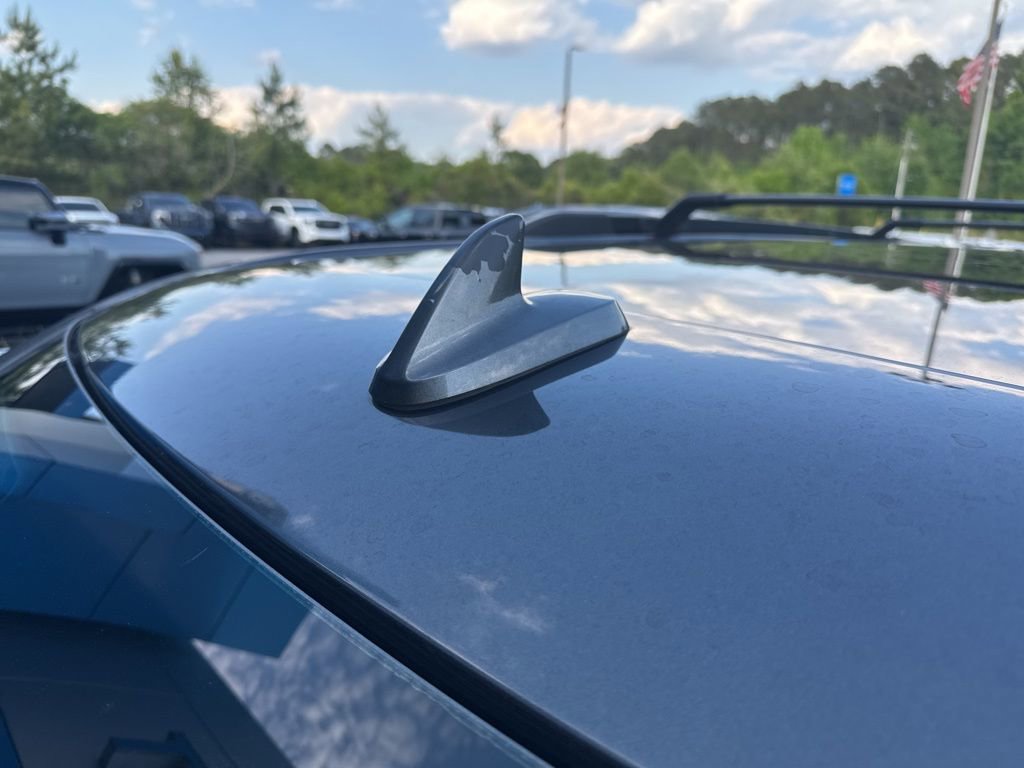 Used 2020 Ford Expedition XLT w/ Equipment Group 202A RWD image 9