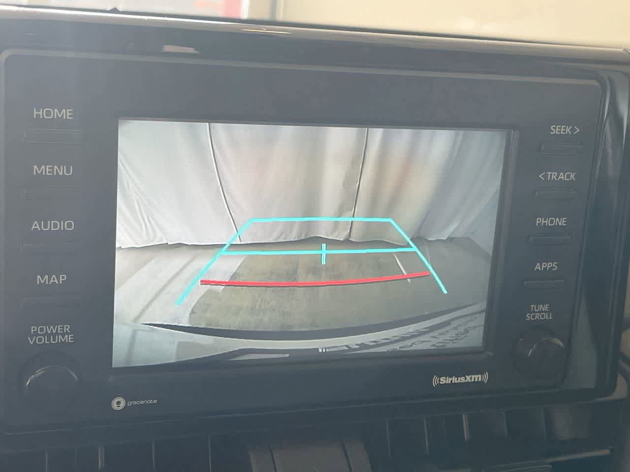 Certified 2022 Toyota RAV4 LE AWD/4WD image 17