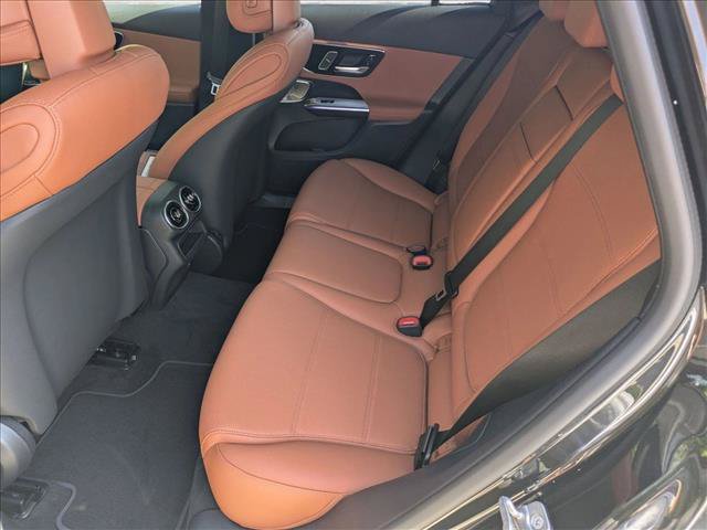 New 2027 Mercedes-Benz GLC 300 4MATIC image 16