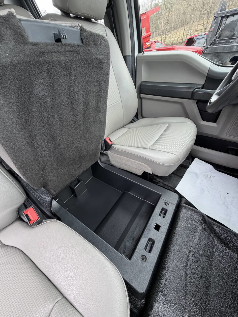 Used 2022 Ford F350 XL w/ Power Equipment Group image 32