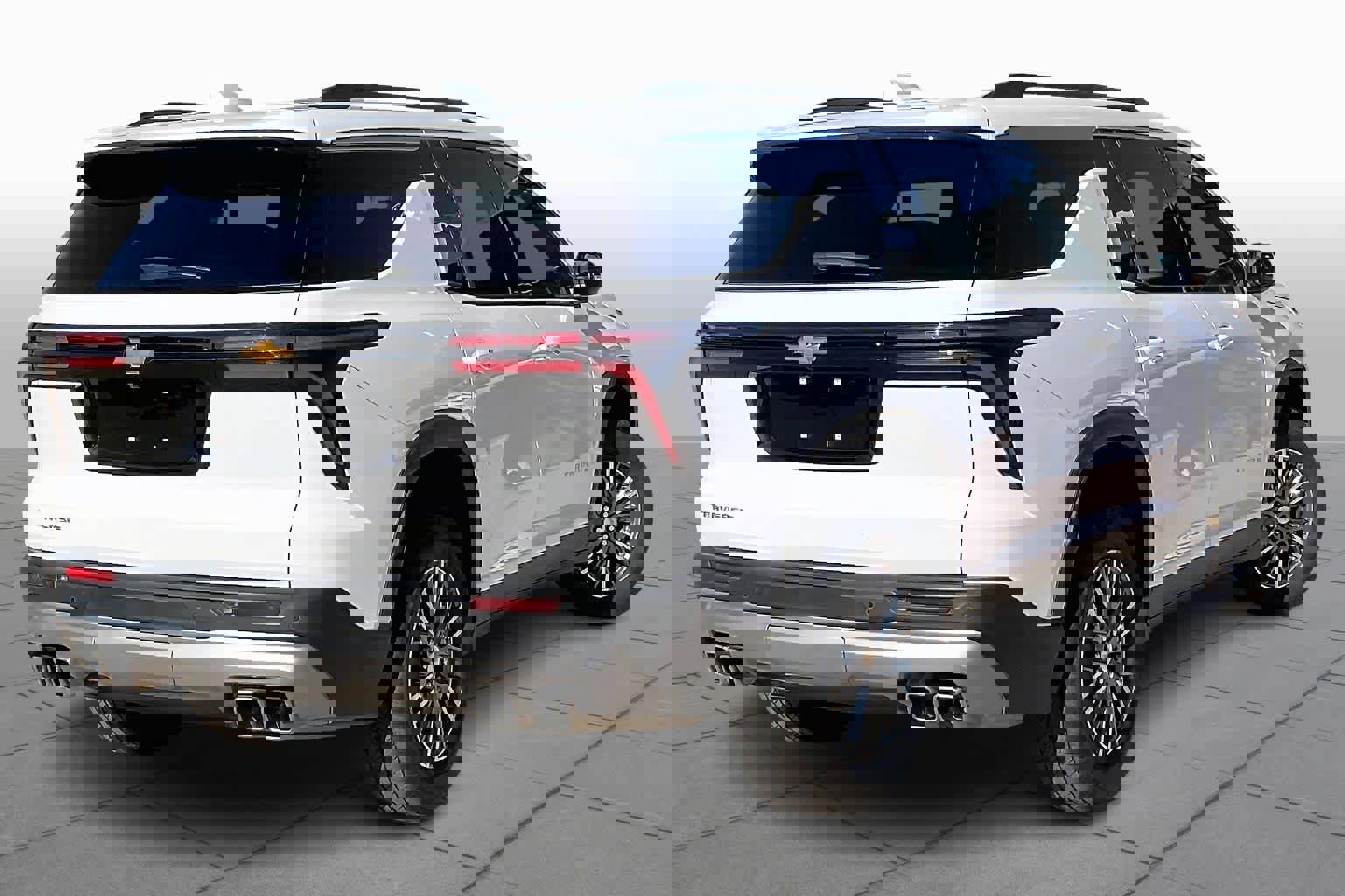 Certified 2025 Chevrolet Traverse LT image 14