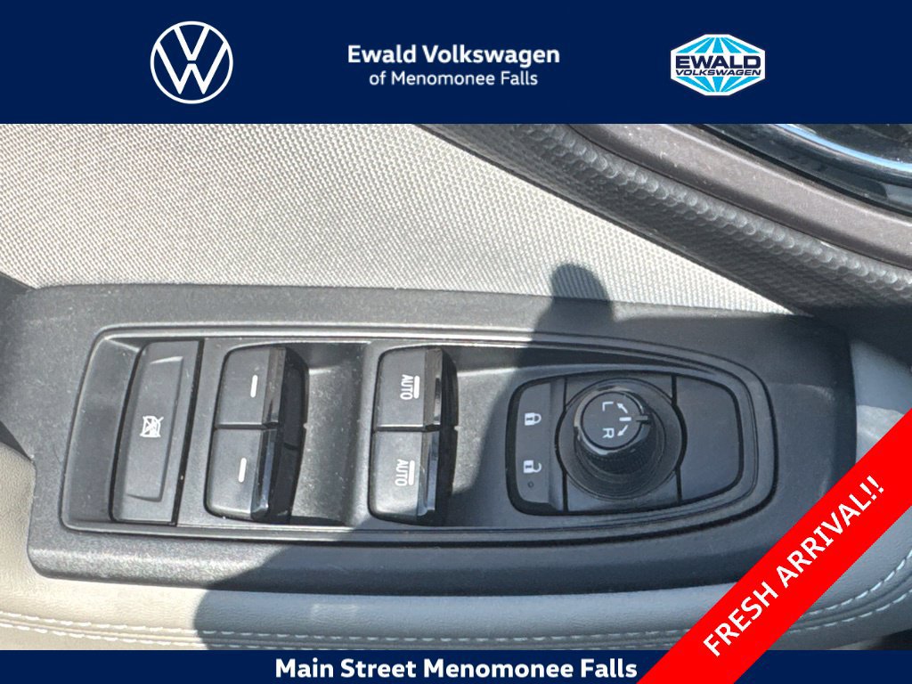 Used 2024 Subaru Forester Premium AWD/4WD image 14