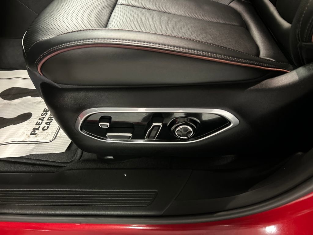 Used 2024 Jeep Wagoneer Launch Edition image 13