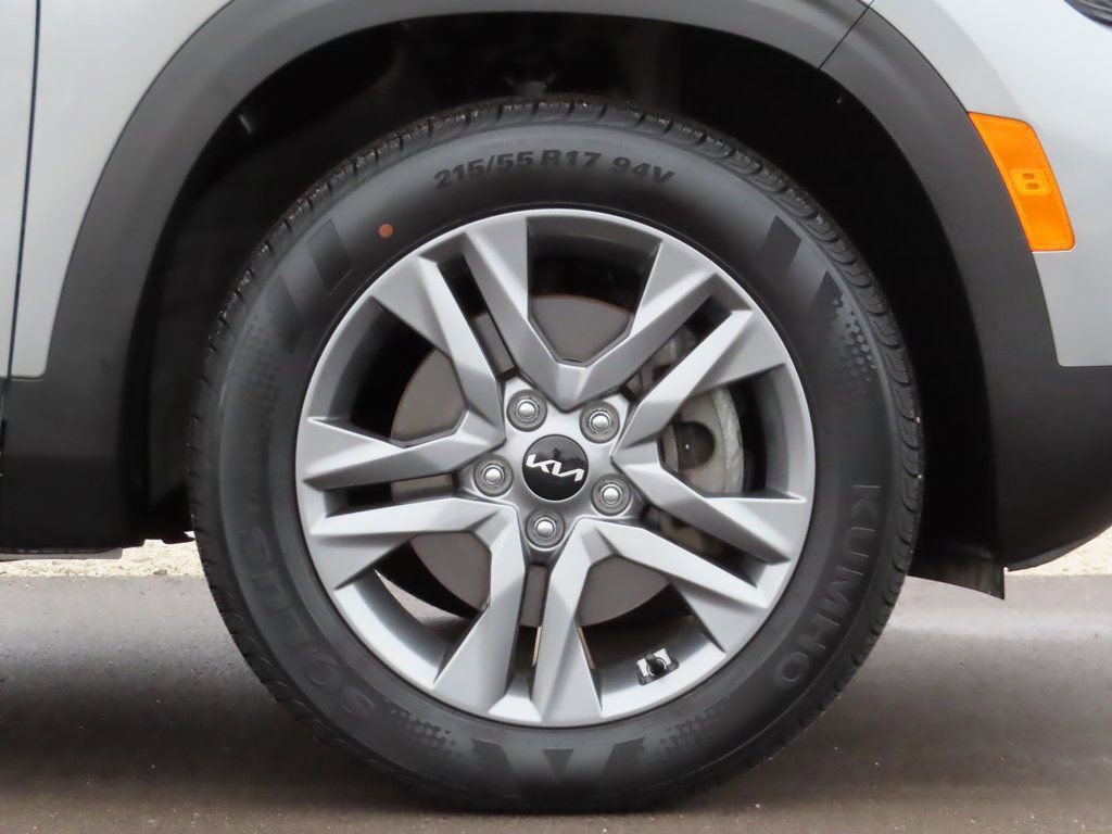 Certified 2023 Kia Seltos S w/ Navigation Package image 13