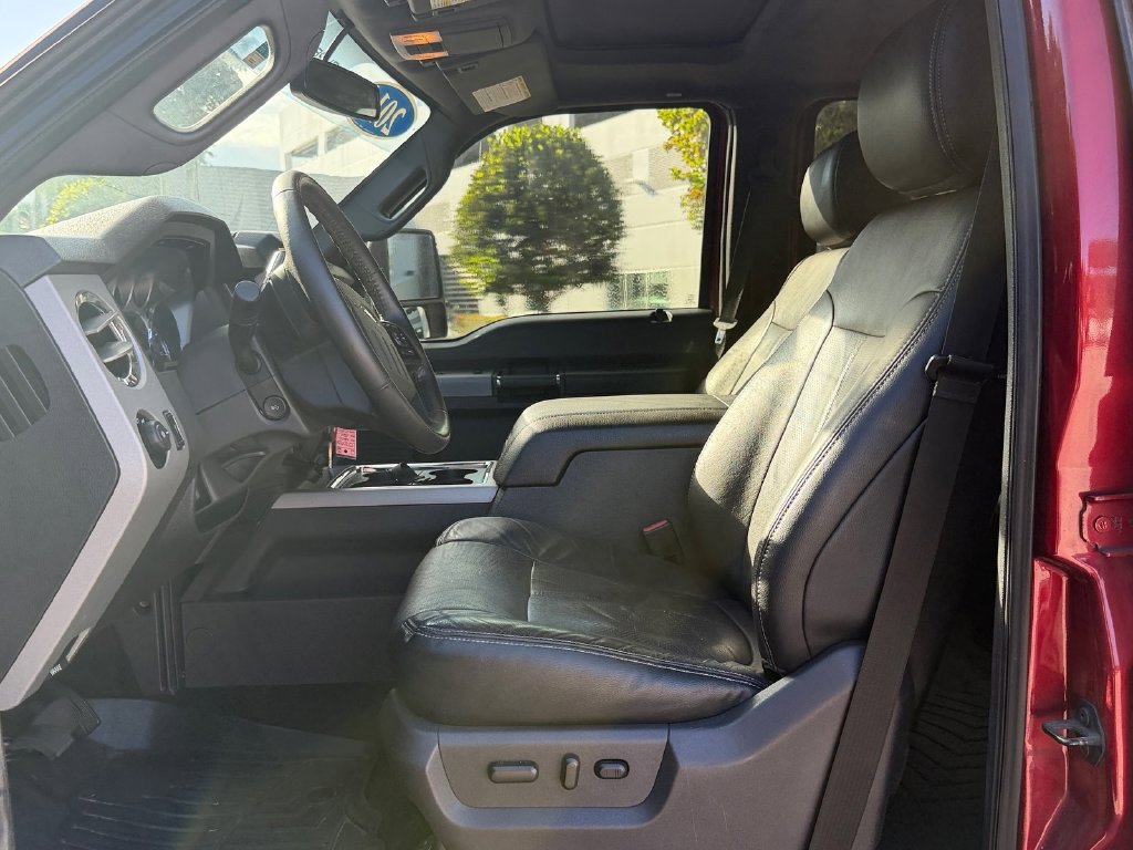 Used 2014 Ford F250 Lariat w/ Lariat Ultimate Package AWD/4WD image 10