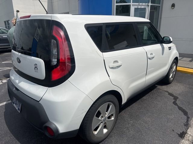Used 2015 Kia Soul FWD image 4