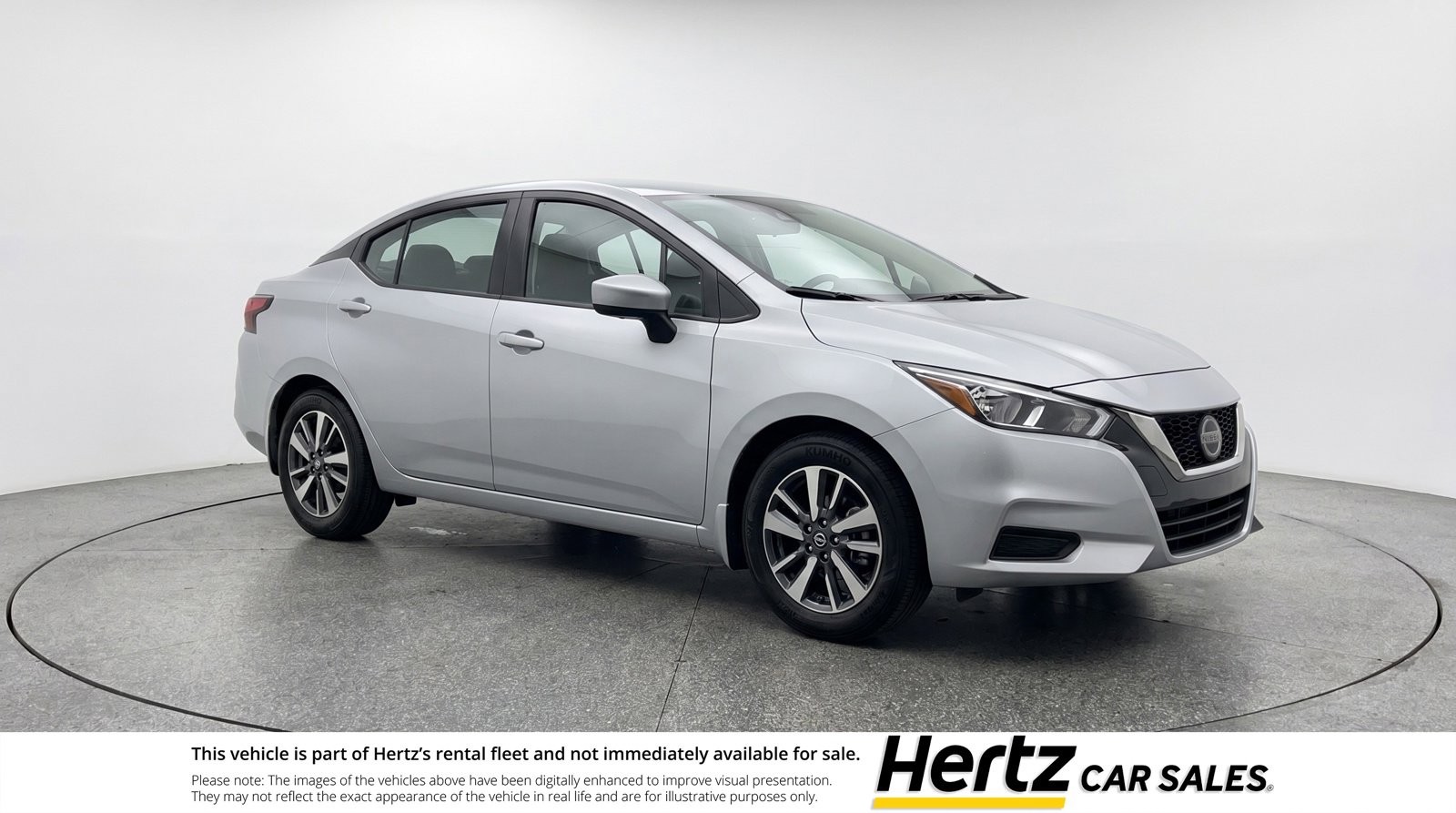 Used 2025 Nissan Versa SV image 1