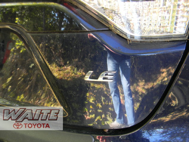 Used 2024 Toyota Corolla LE w/ LE Convenience Package FWD image 6