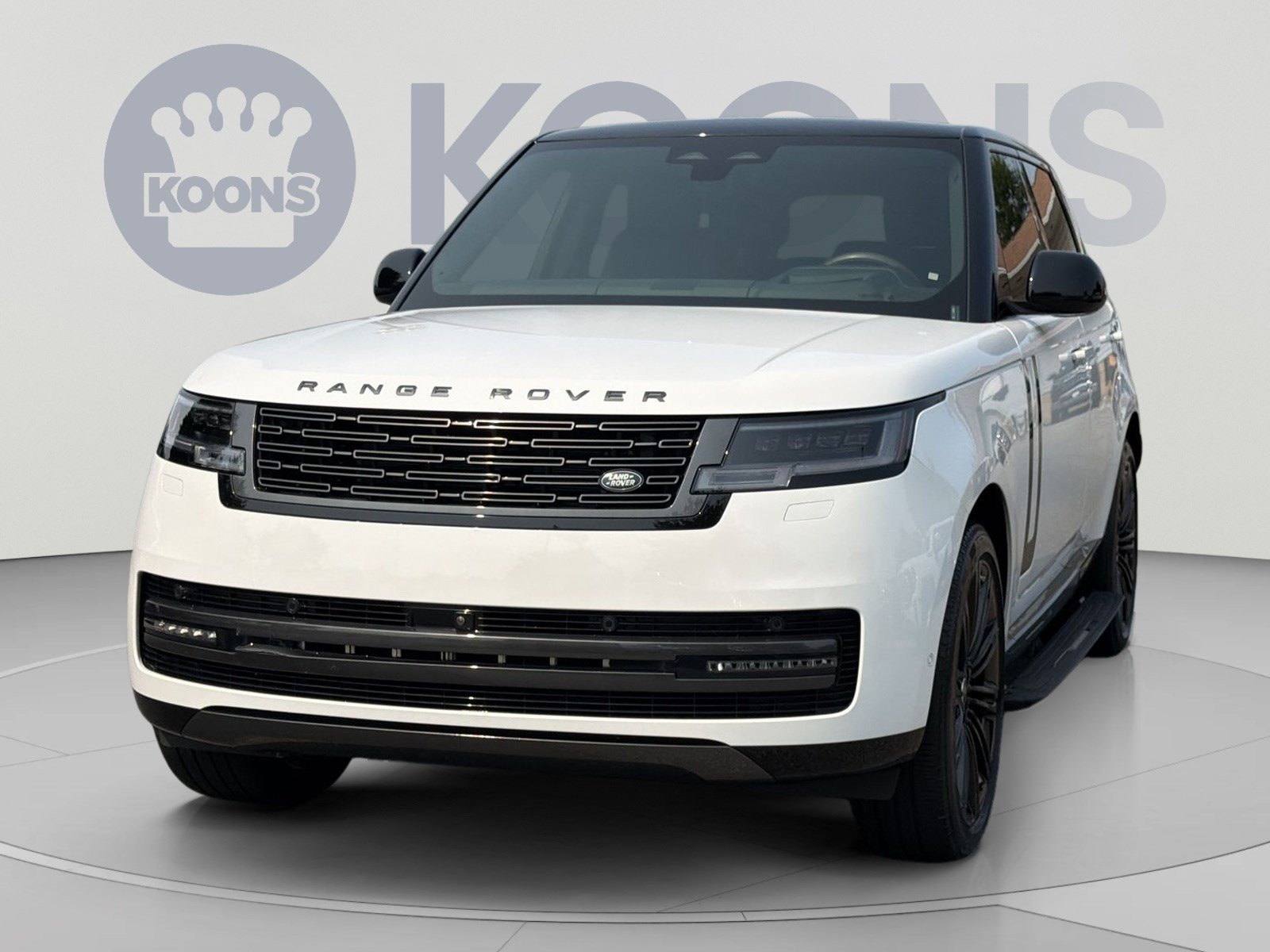 Used 2025 Land Rover Range Rover SE