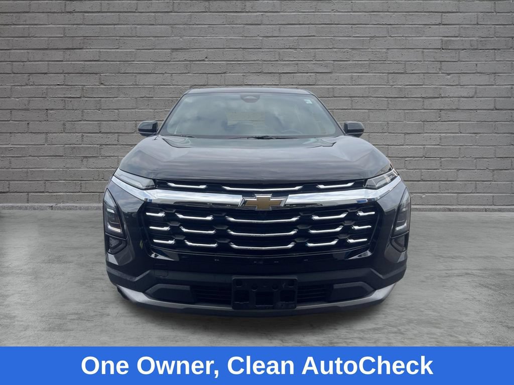 Used 2026 Chevrolet Equinox LT AWD/4WD image 2