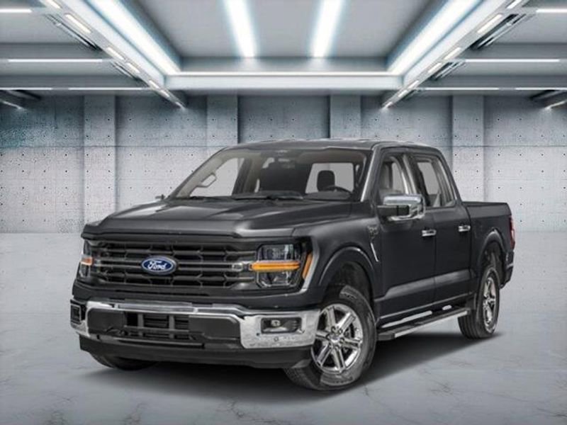 New 2025 Ford F150 XLT w/ Equipment Group 302A MID