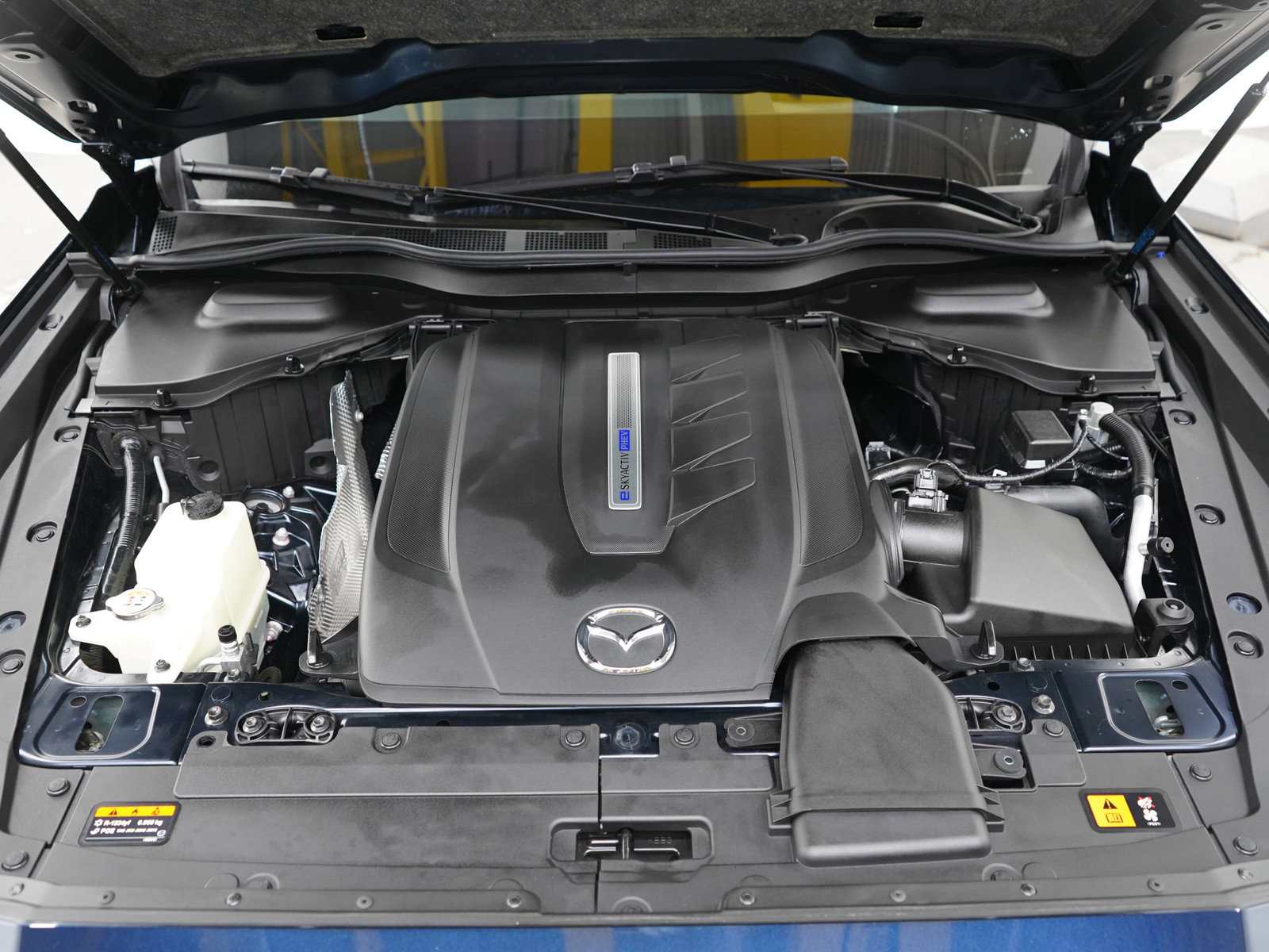 Certified 2024 MAZDA CX-90 Plug-In Hybrid w/ Premium Plus AWD/4WD image 34