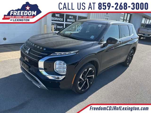 Used 2022 Mitsubishi Outlander SE AWD/4WD image 1