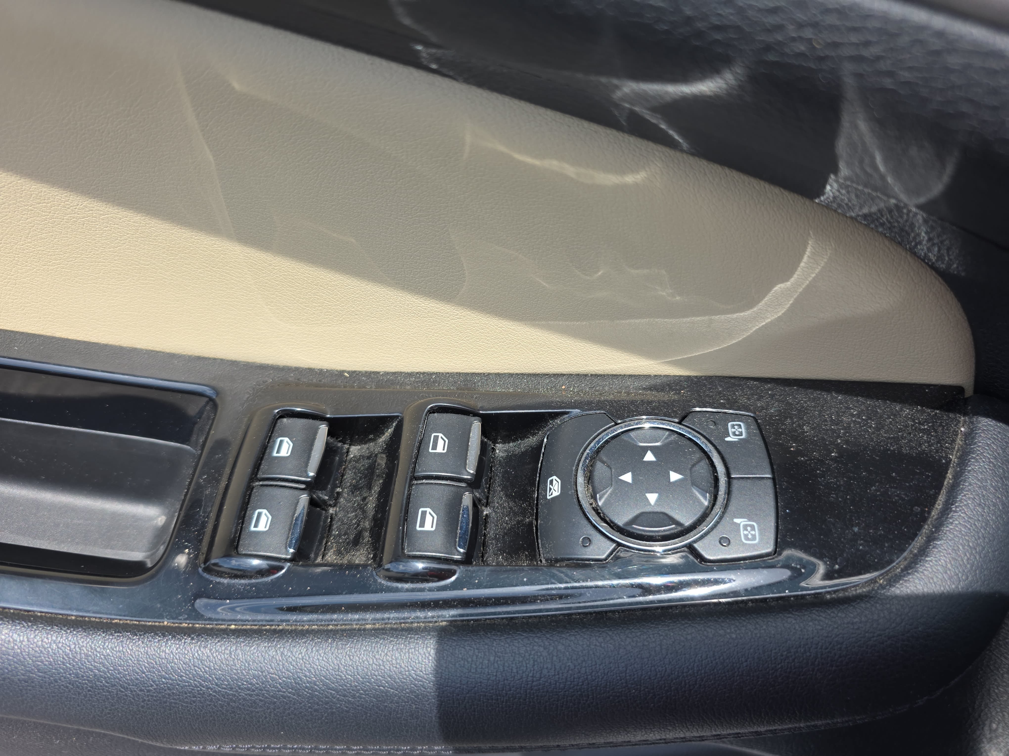 Used 2019 Ford Edge SEL w/ Equipment Group 201A FWD image 27