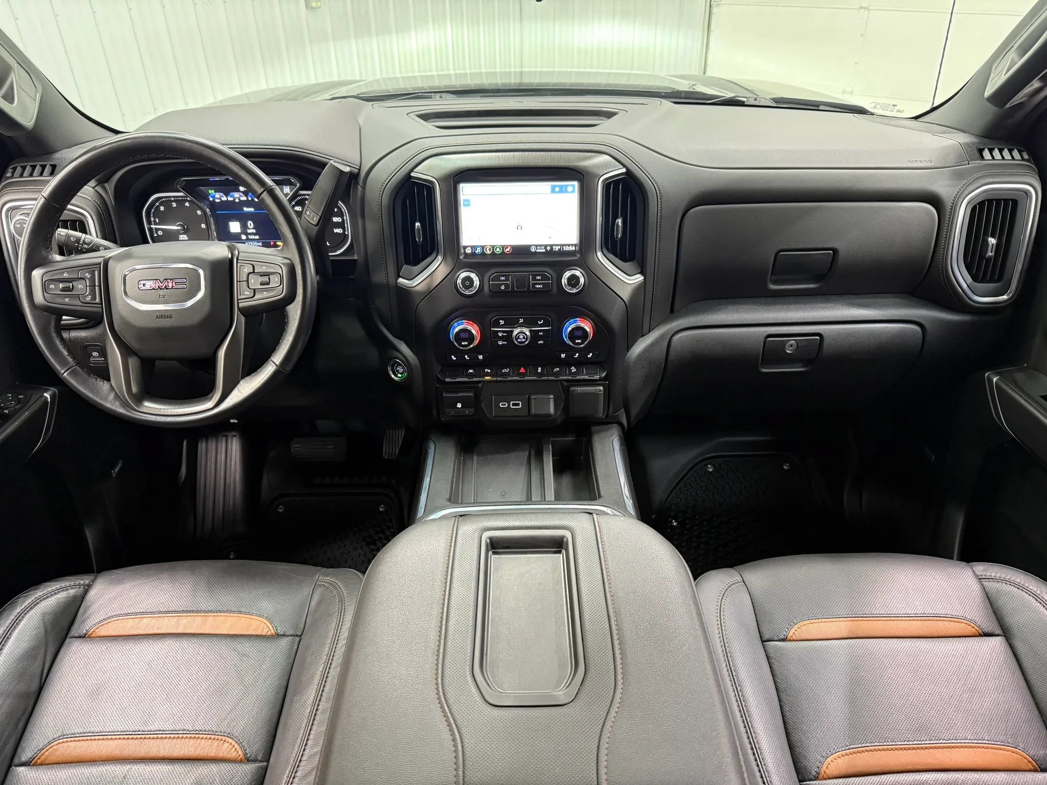 Used 2022 GMC Sierra 1500 AT4 w/ AT4 Premium Package AWD/4WD image 13