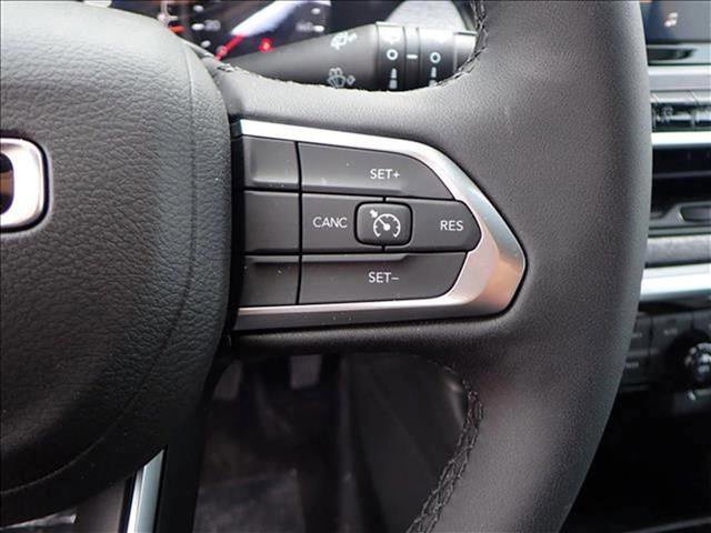 New 2026 Jeep Compass Latitude AWD/4WD image 16