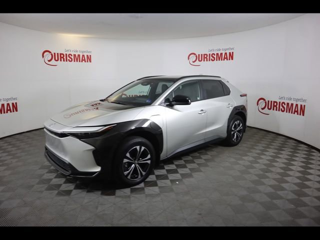 Used 2024 Toyota bZ4X XLE w/ Weather Package AWD/4WD image 4