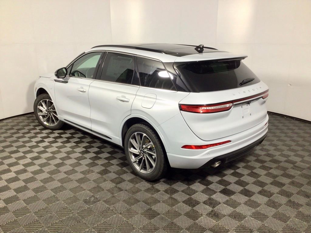 New 2026 Lincoln Corsair Grand Touring image 12