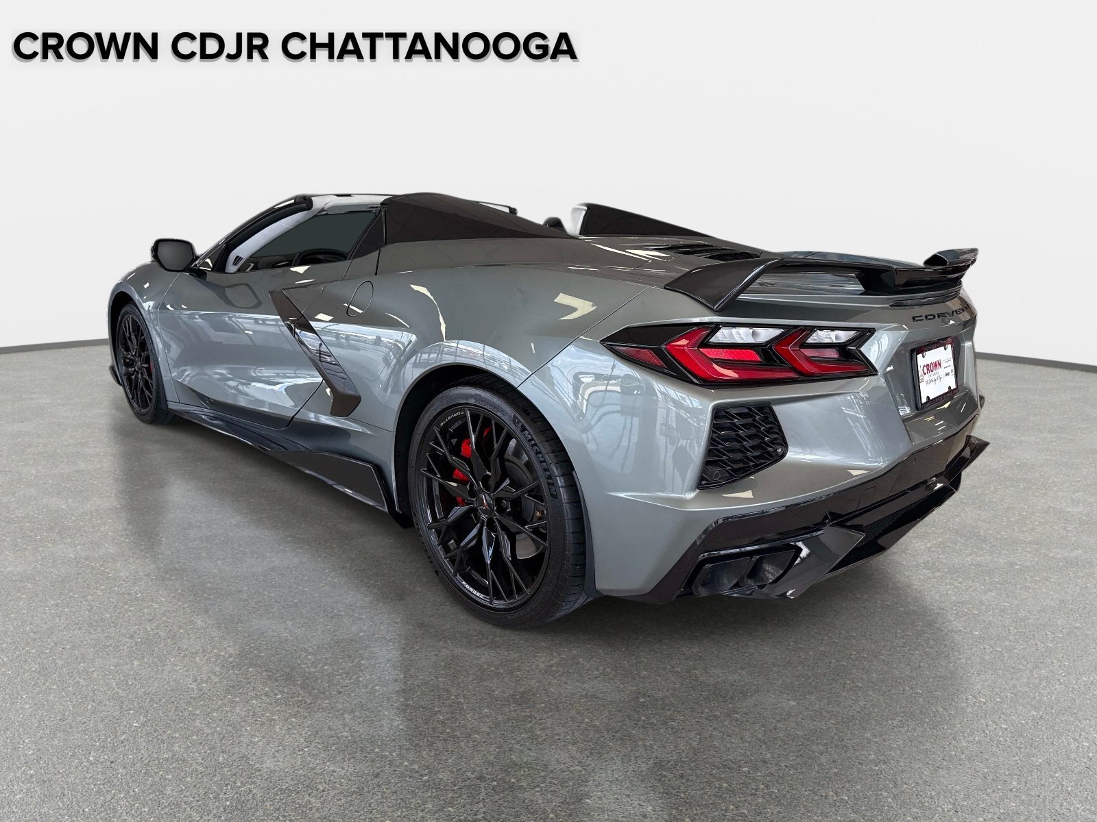 Used 2023 Chevrolet Corvette Stingray Premium Conv w/ Z51 Performance Package RWD image 8
