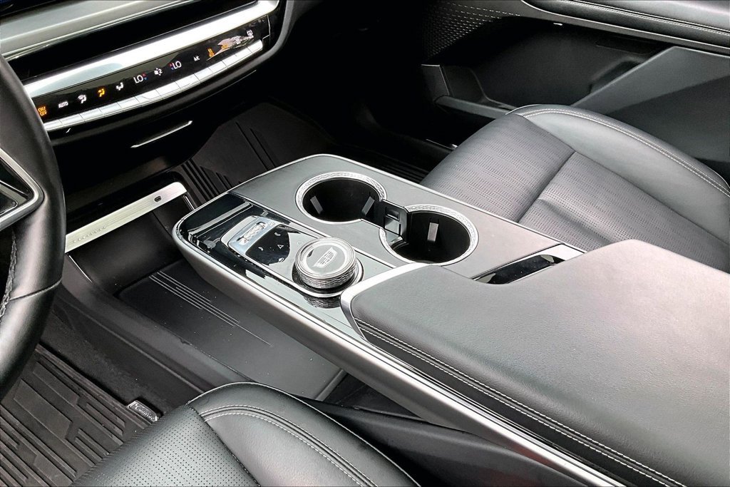 Certified 2024 Cadillac Lyriq Luxury RWD image 14
