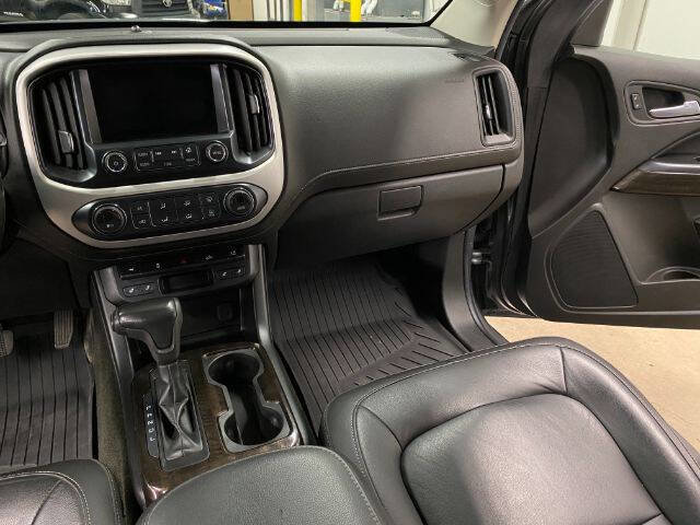Used 2018 GMC Canyon SLT w/ Driver Alert Package AWD/4WD image 19