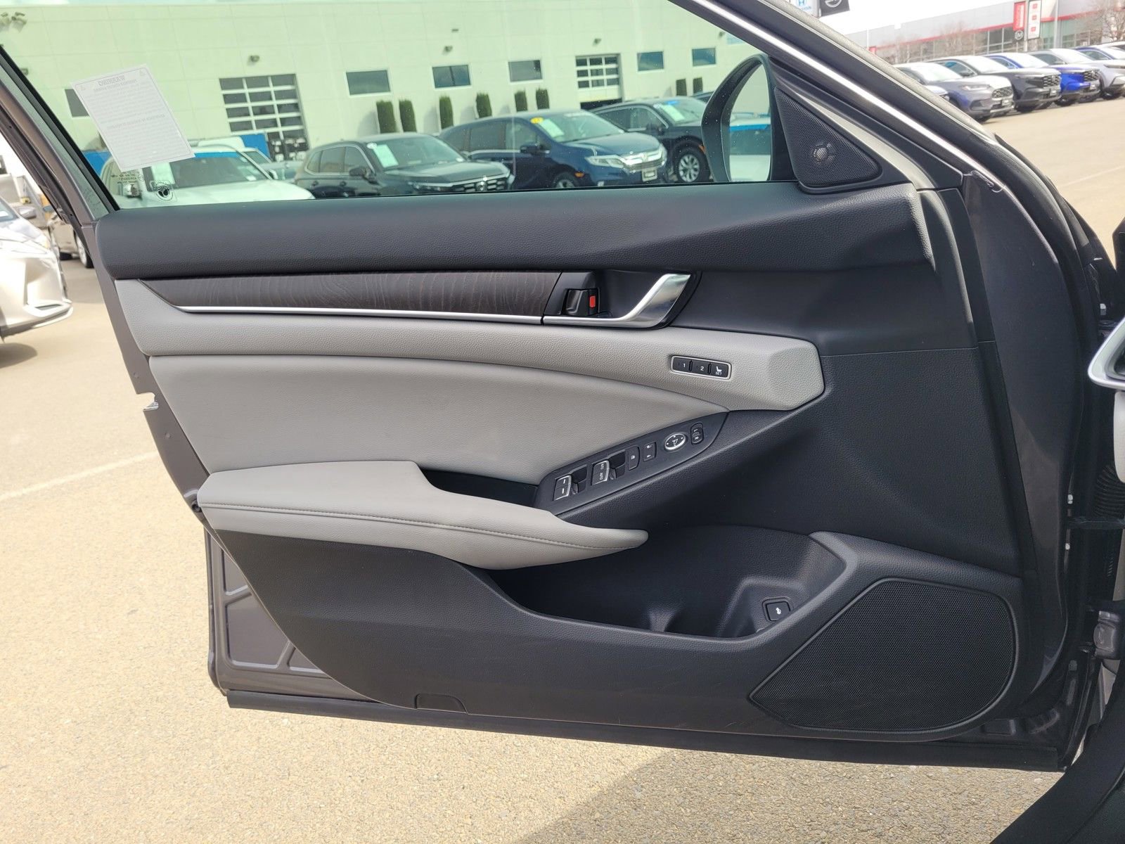 Certified 2018 Honda Accord EX-L image 16