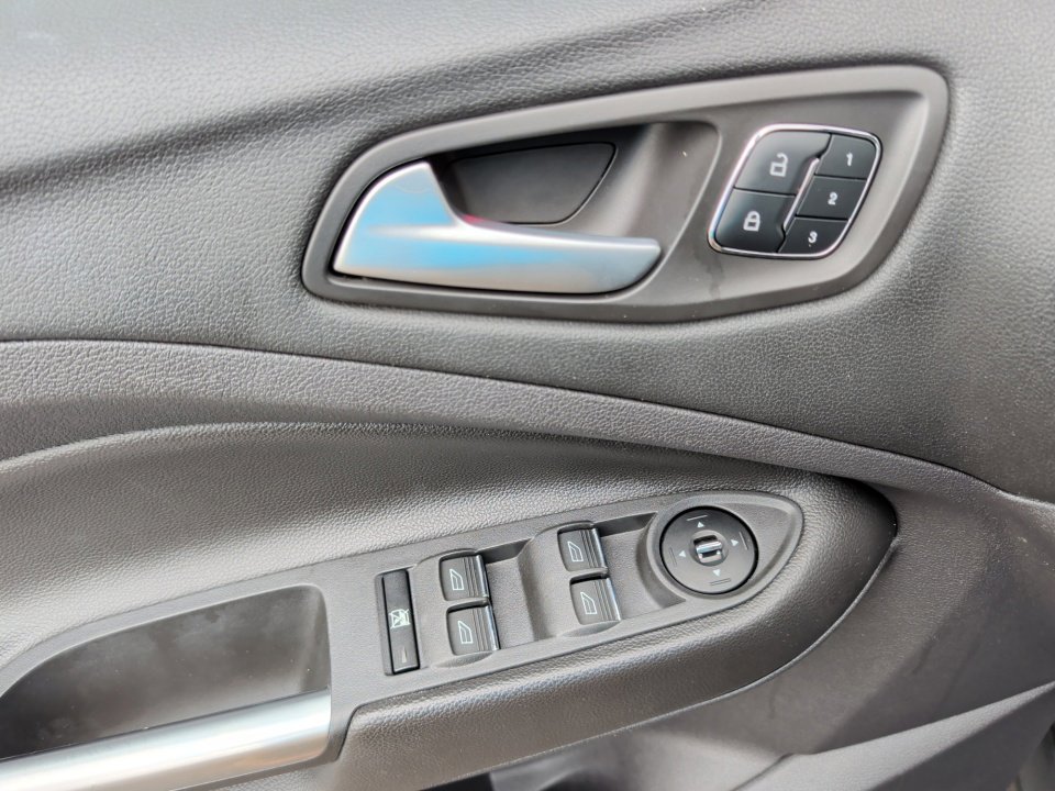 Used 2013 Ford Escape Titanium w/ Parking Technology Pkg image 36