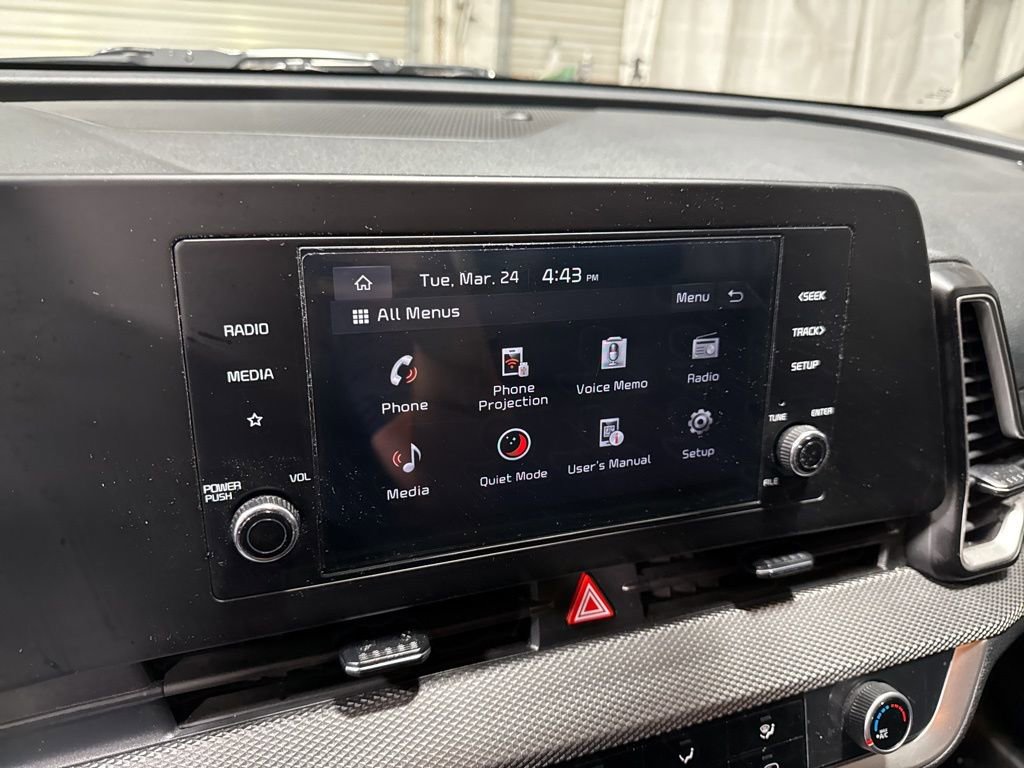 Used 2025 Kia Sportage LX image 30