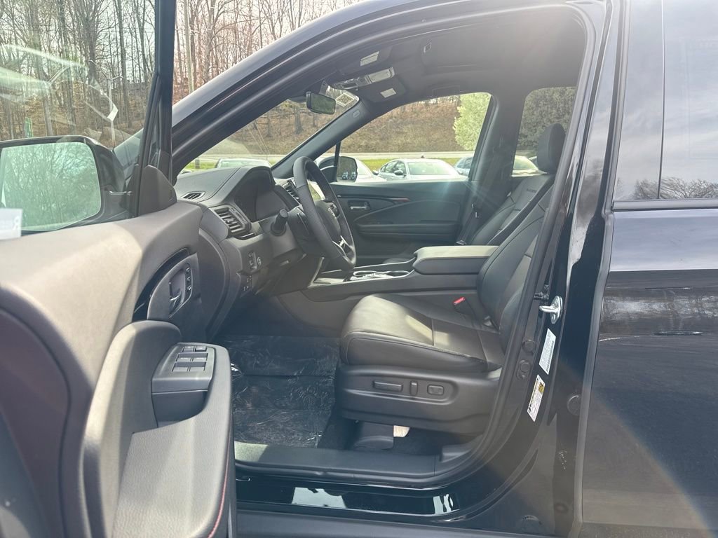New 2026 Honda Ridgeline Black Edition image 19